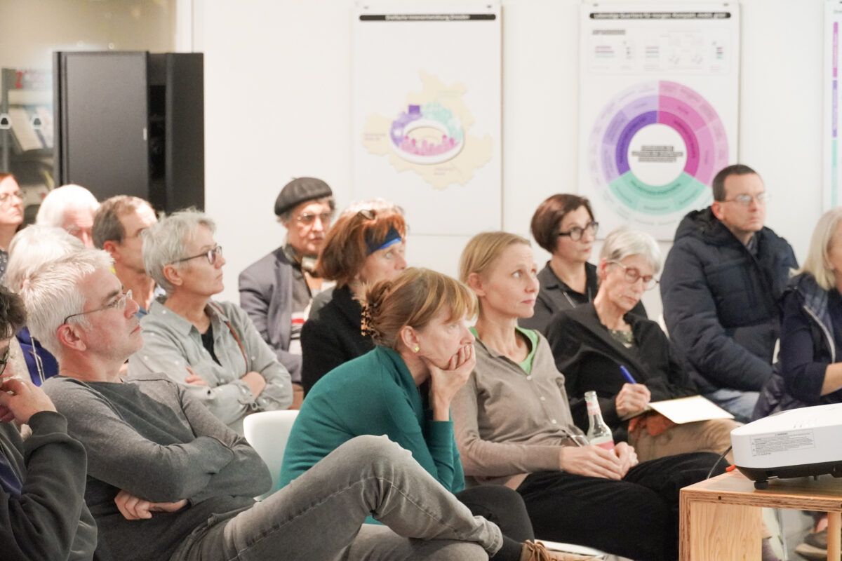 Gemeinsam geht`s besser: Wohnen, Nachbarschaft, Beteiligung